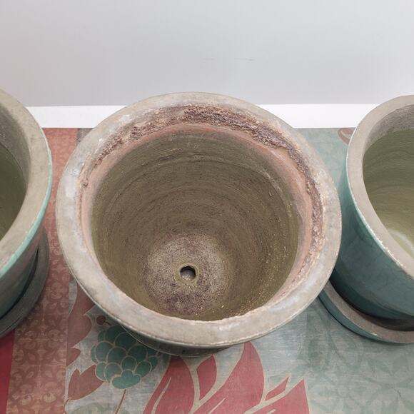 Crate & Barrel Set Of 3 Planter Pots Celedon Crackle Glaze 4" Tall 3" Saucers - Picture 6 of 8